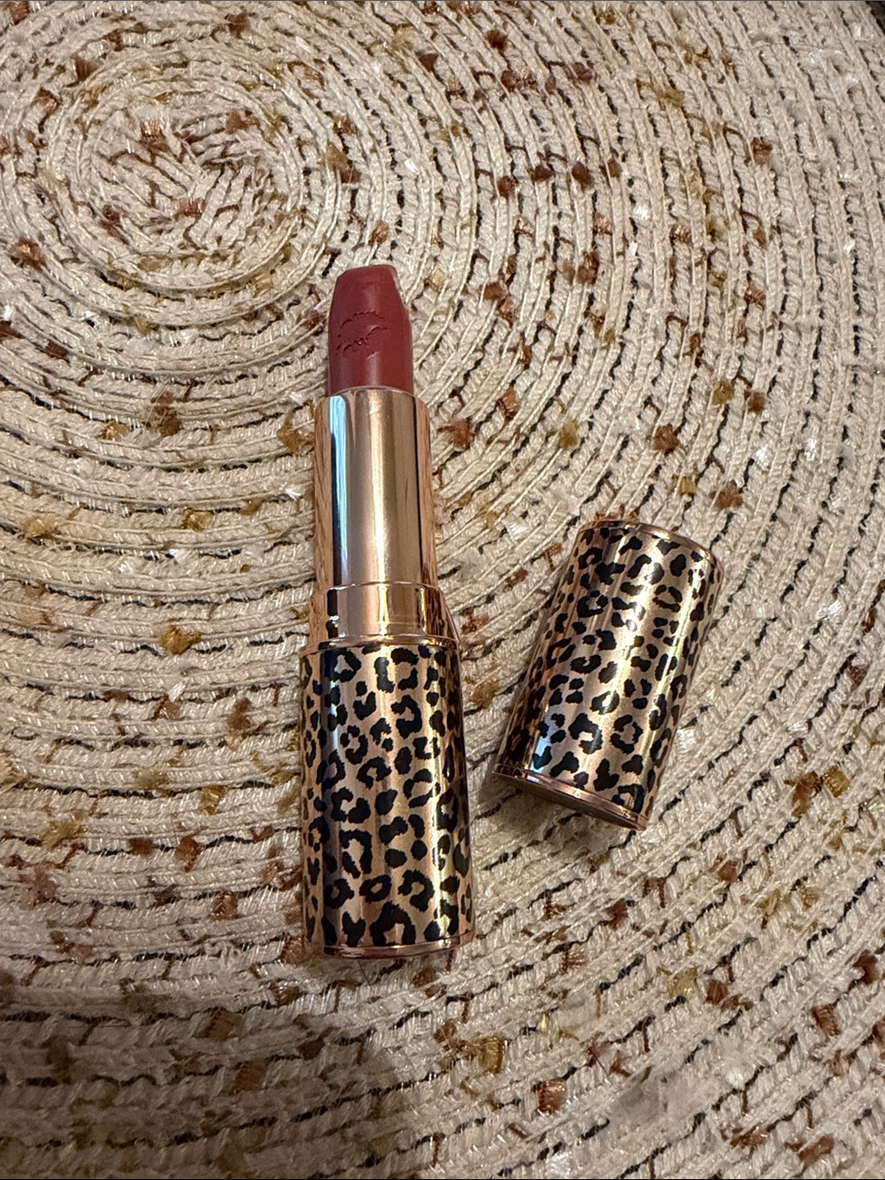 Charlotte tilbury lipstick